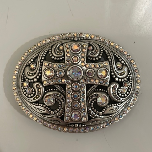 Silver With Rhinestones Silver Cross Western Buckle—Beautiful!!  Excellent Cond. - Picture 1 of 6